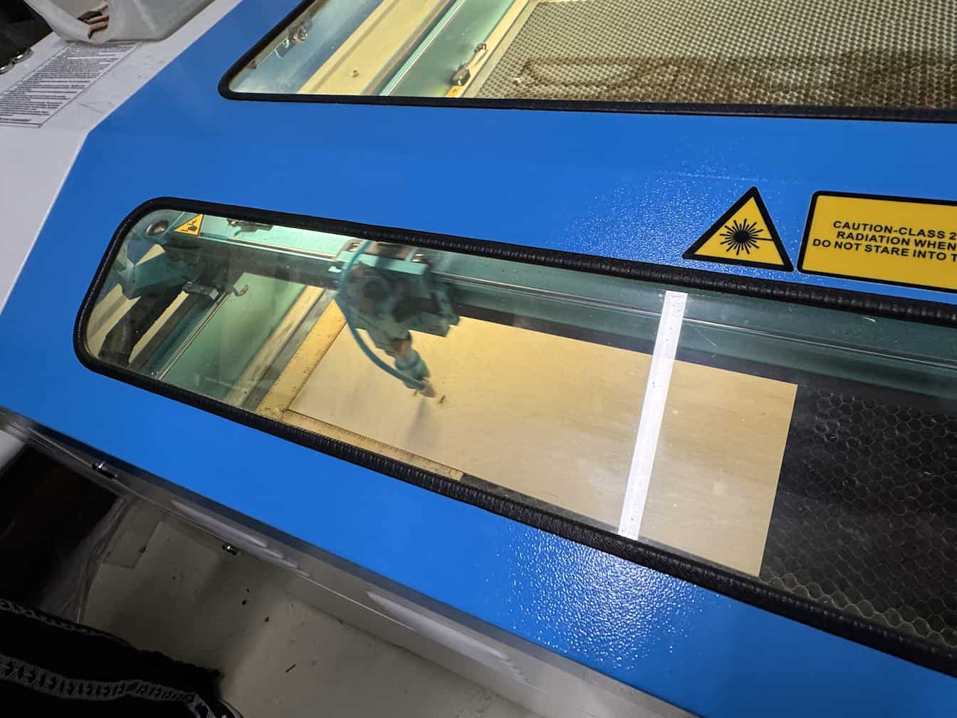 Laser cutting exploration 2 – After designing, I adjusted the lines and shapes for cutting and engraving with the laser machine.